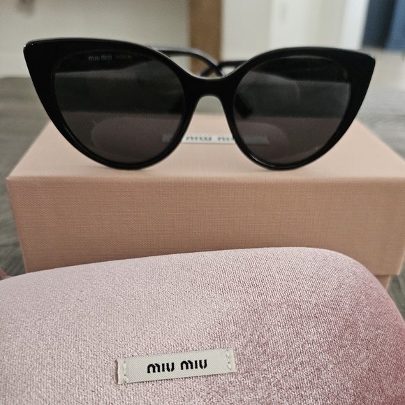 Miu Miu Black Cat-Eye Sunglasses